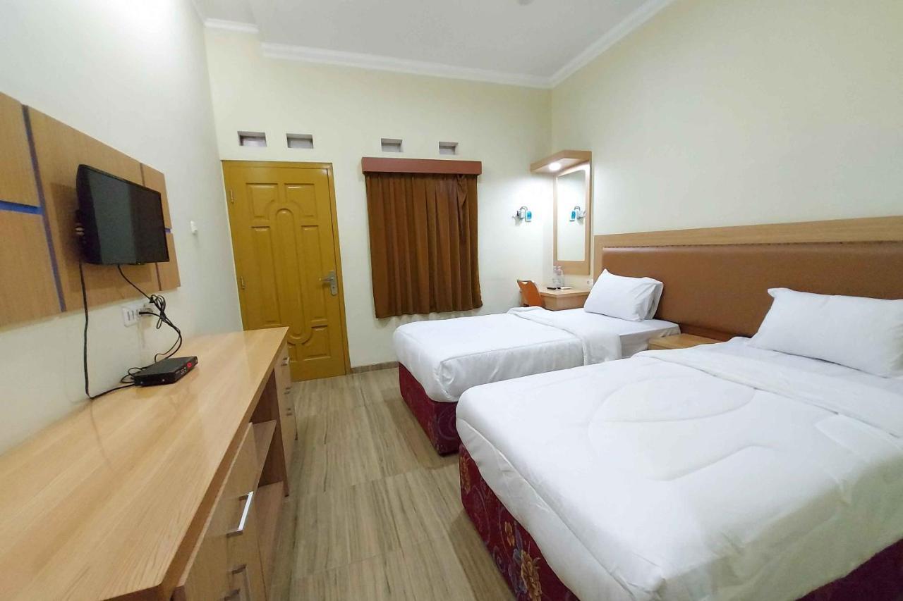 Homestay Fifa Syariah Pati Near Rsud Raa Soewondo エクステリア 写真