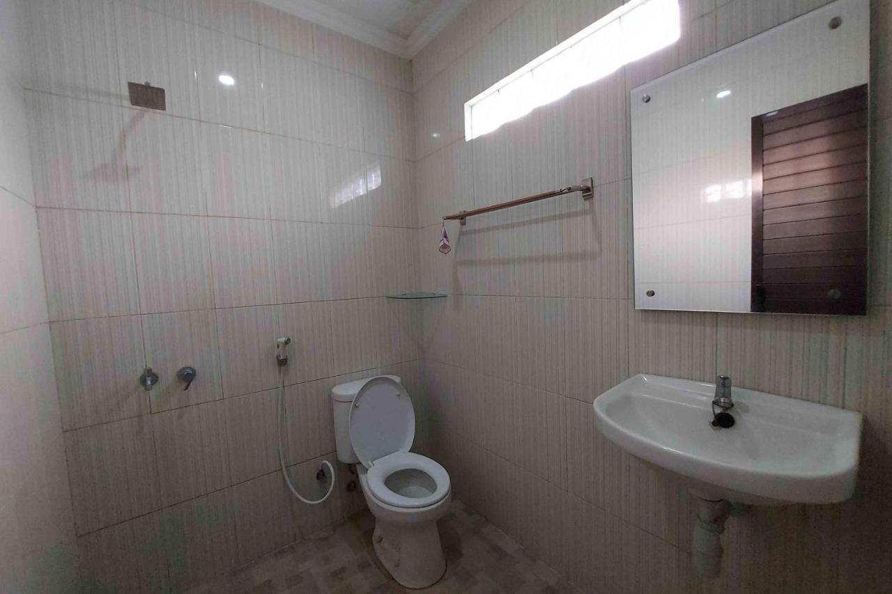Homestay Fifa Syariah Pati Near Rsud Raa Soewondo エクステリア 写真