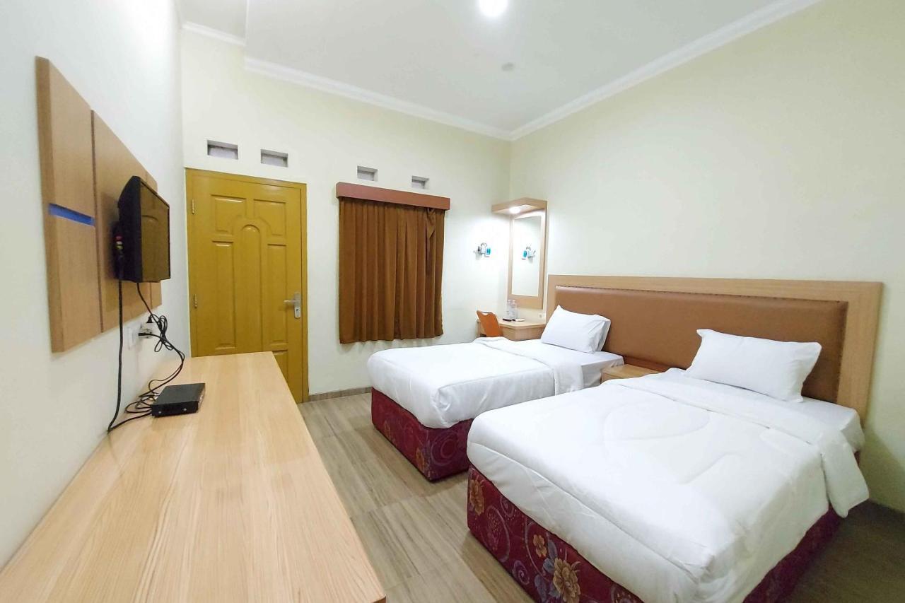 Homestay Fifa Syariah Pati Near Rsud Raa Soewondo エクステリア 写真